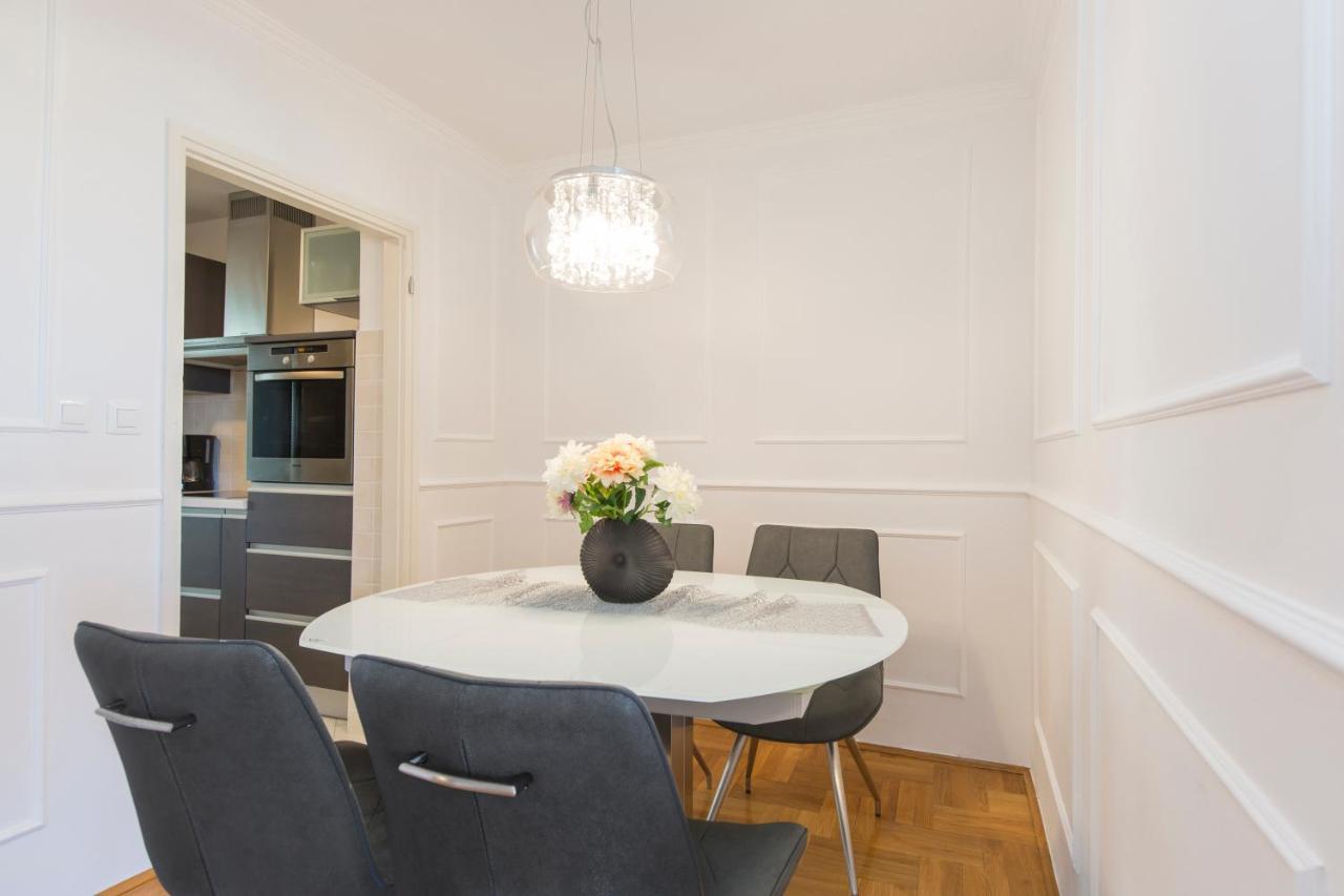 Apartment Parentium Пореч Екстер'єр фото