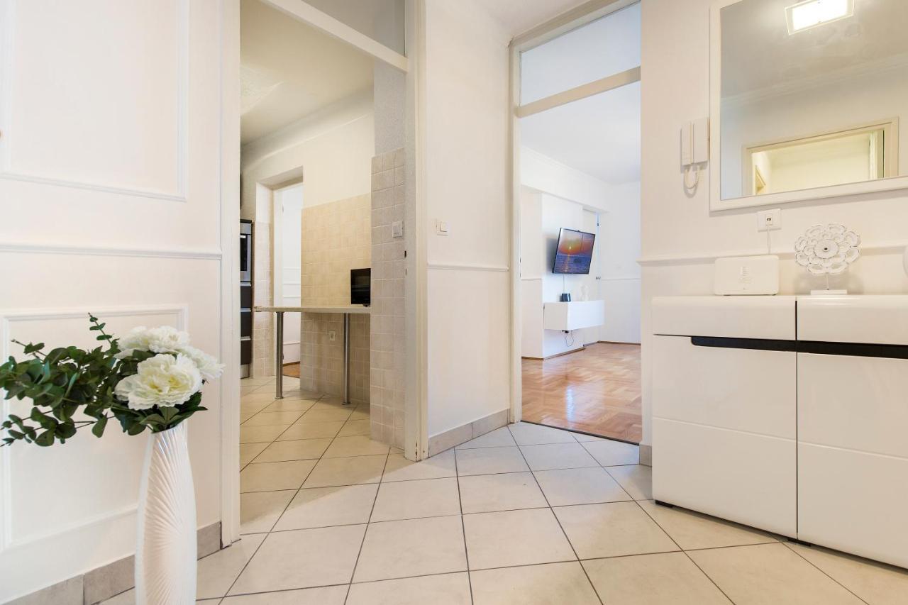 Apartment Parentium Пореч Екстер'єр фото