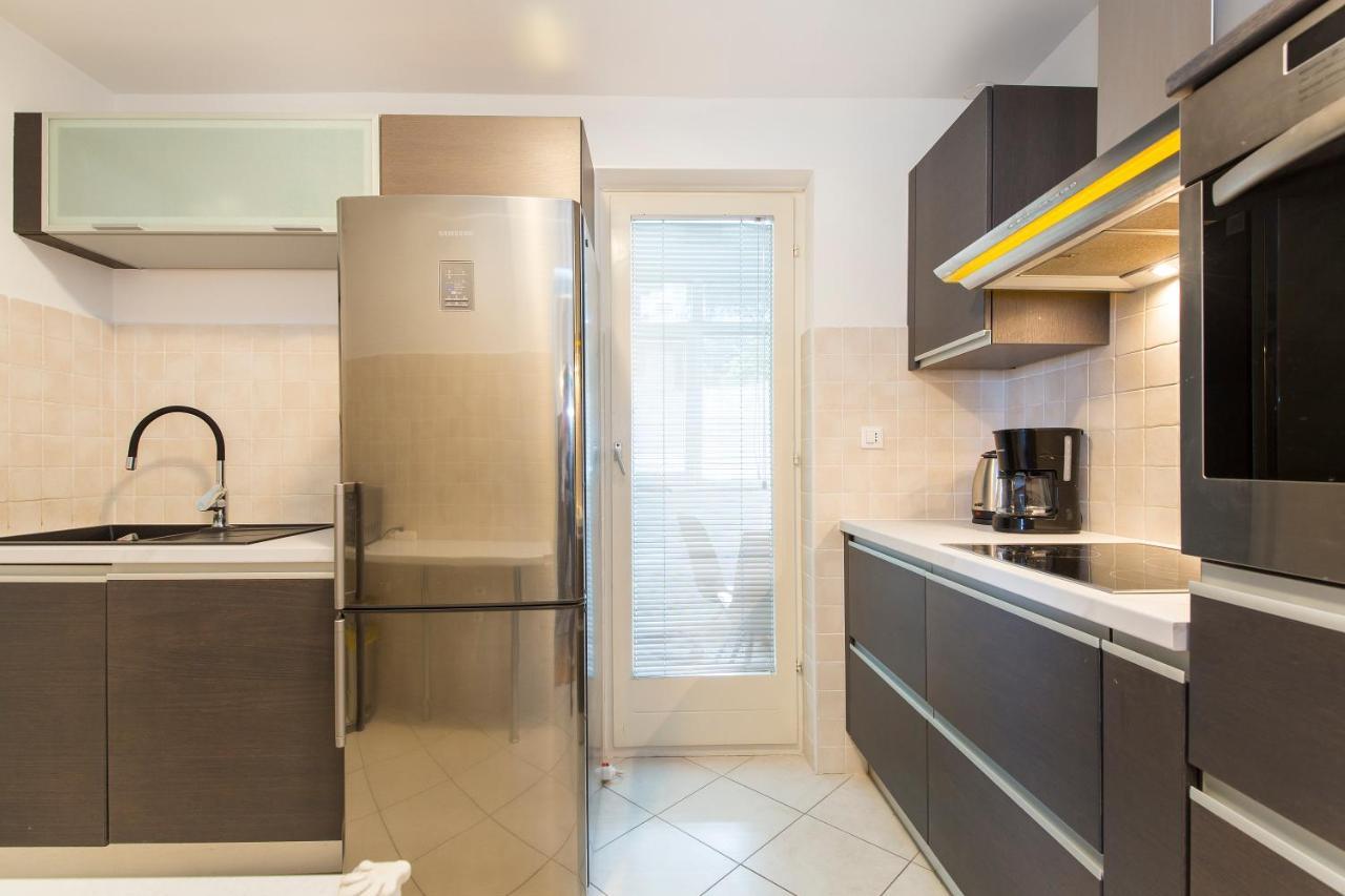 Apartment Parentium Пореч Екстер'єр фото